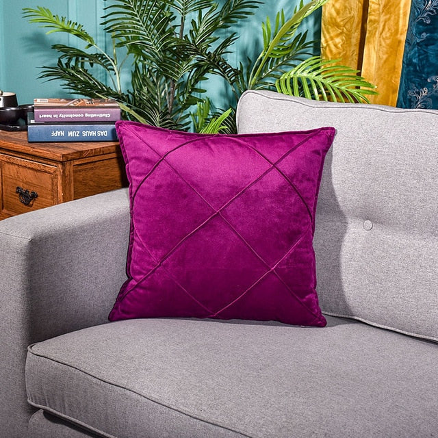 Housse de coussin en velours brodé